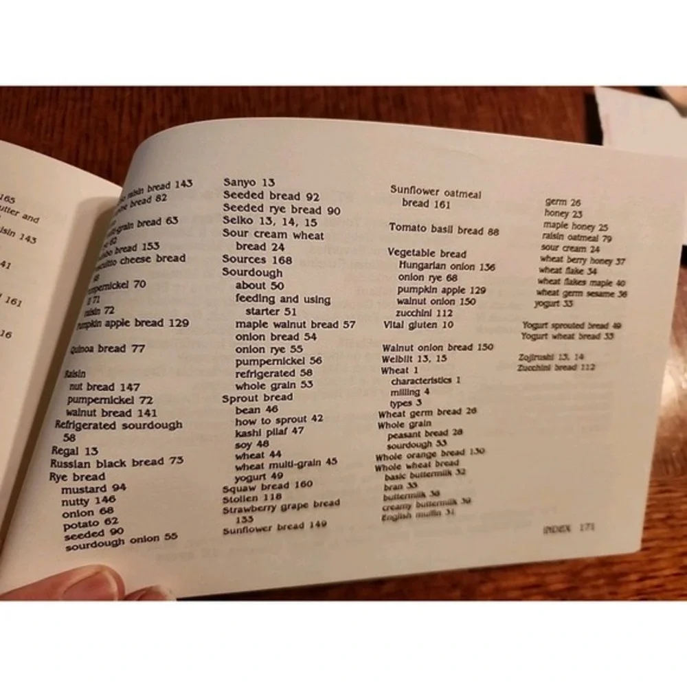 The Bread Machine Cookbook IV: Whole Grains & Natural Sugars ‎ GOOD